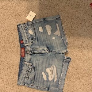 Lucky brand boyfriend jean shorts